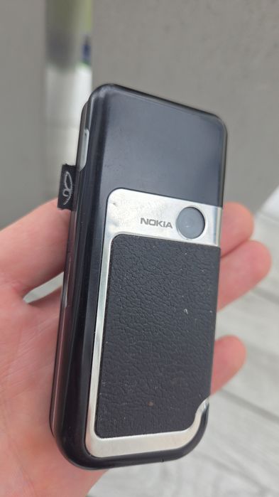 Nokia 7360 z folią na wyświetlaczu,  ANG