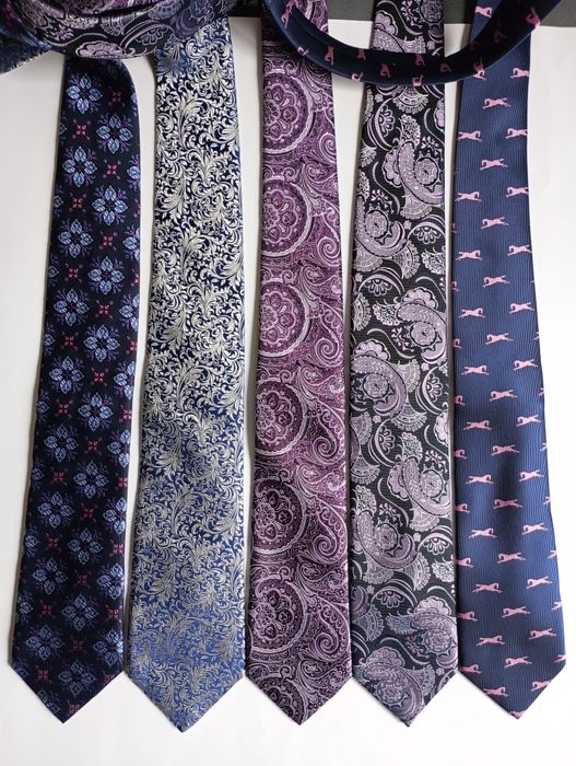 Галстук сиреневый фиолетовый свадебный на выпускной Charles Tyrwhitt