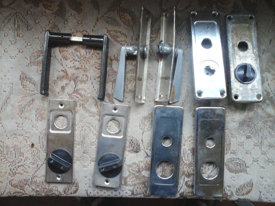 Продам фурнитуру для окон и дверей