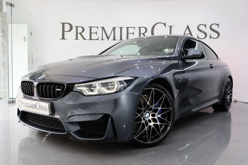 BMW M4 DKG Competition