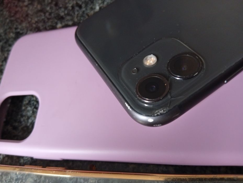 iPhone 11 com 3 meses de uso