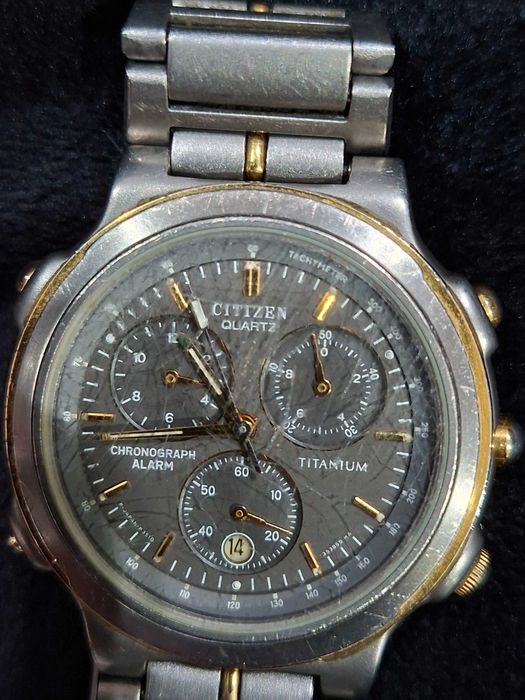 Zegarek naręczny Citizen Quartz chronograph alarm Titanium 3510 JAPAN