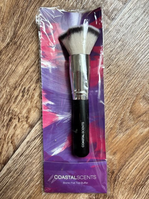 Пензель для основи bionic flat top buffer Coastal scents