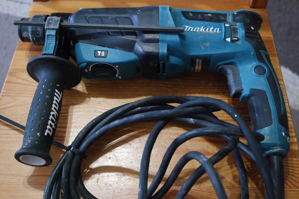 Młotowiertarka Makita HR2630 SDS Plus 800 W
