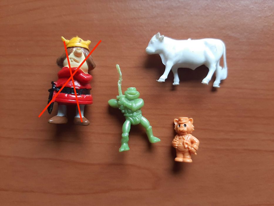 Various Dolls64861242655875126