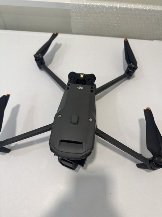 Квадрокоптер DJI Mavic 3E