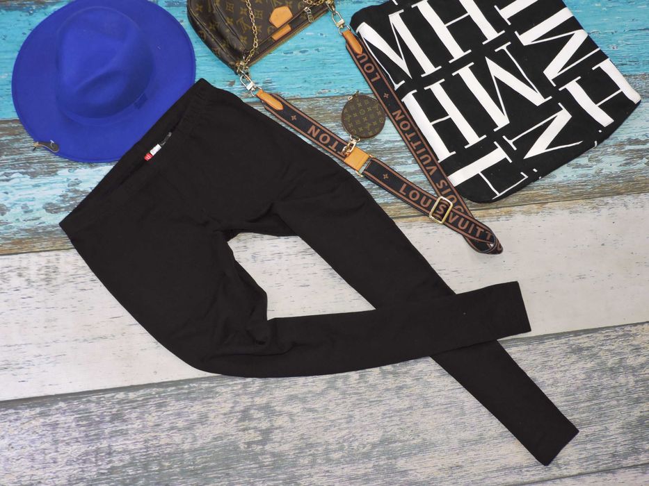 H&M Czarne legginsy basic 42