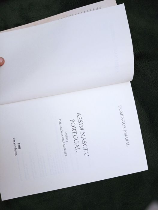 Assim Nasceu Portugal - Vol 1 de Domingos Amaral Editor Casa da Letras