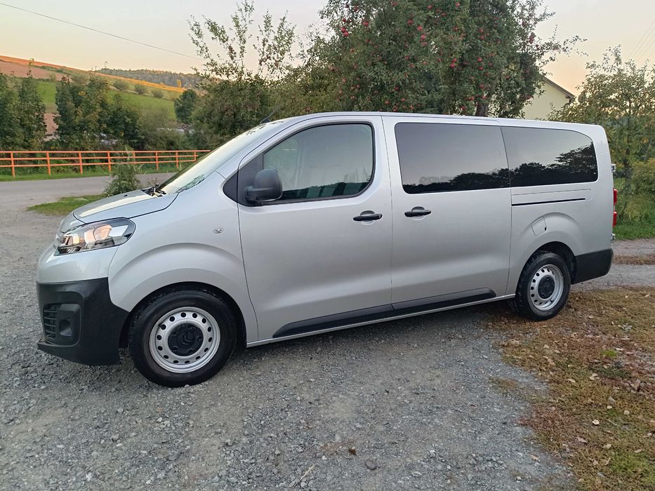 Citroen Jumpy long 9 osobowy