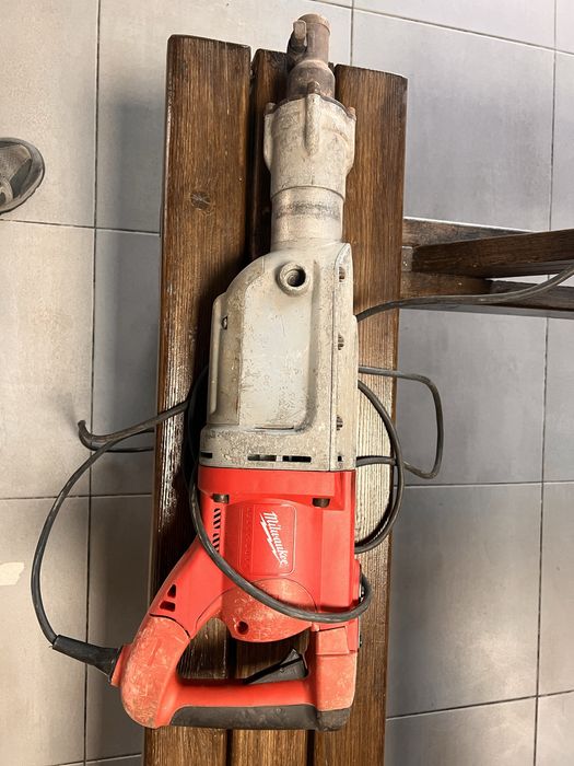Martelo demolidor milwaukee