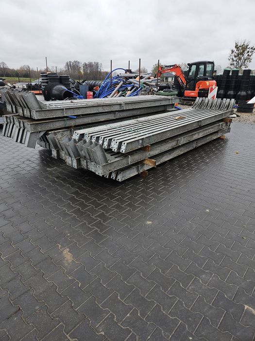 Wiązary dachowe 8m szerokości hala wiata konstrukcja