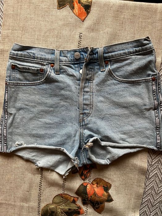 Oryginalne spodenki Levis 501 W27 bardzo dobry stan