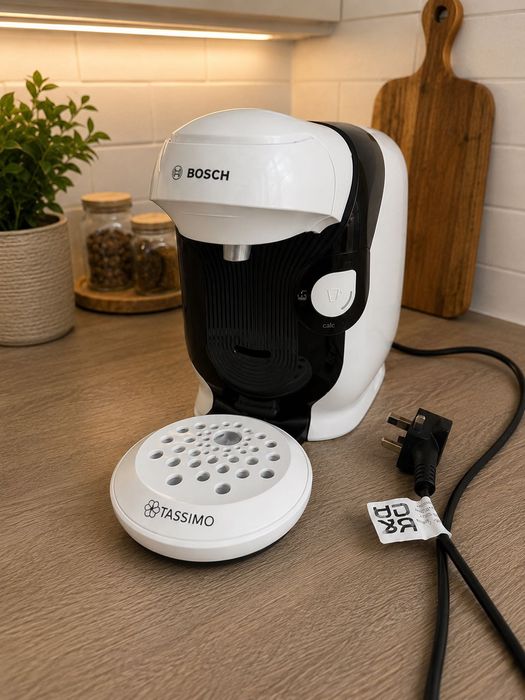 Капсульна кавомашина Bosch Tassimo Happy TAS114EGB (Великобританія)