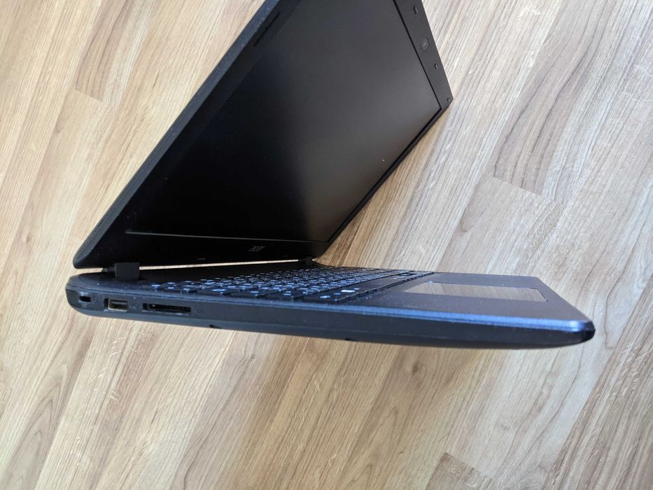 Acer ES1-511 Celeron 3060/ 4 Gb / 500Gb