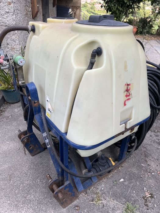 Pulverizador stargric 200 litros
