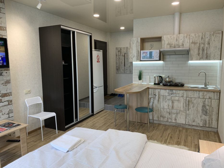 Чистая. Культуры. Метро Научная