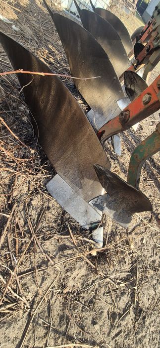 PLUG 4 Kverneland LD 85-160