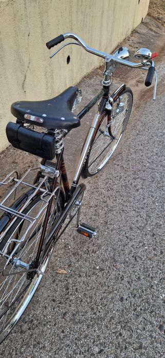 Bicicleta pasteleira YeYe - Com mais de 60 anos restaurada