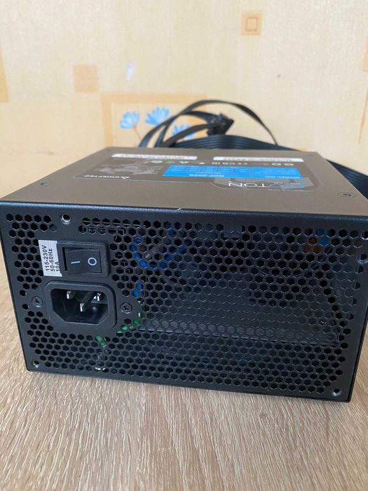 Блок живлення Chieftec Proton BDF-600S (600W), повністю робочий