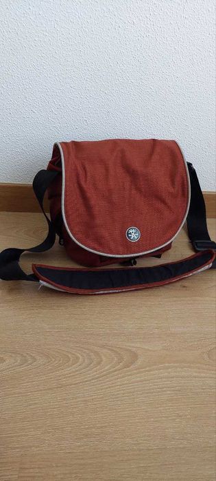 Photography Case (Crumpler) – Rarely Used64284553533185120