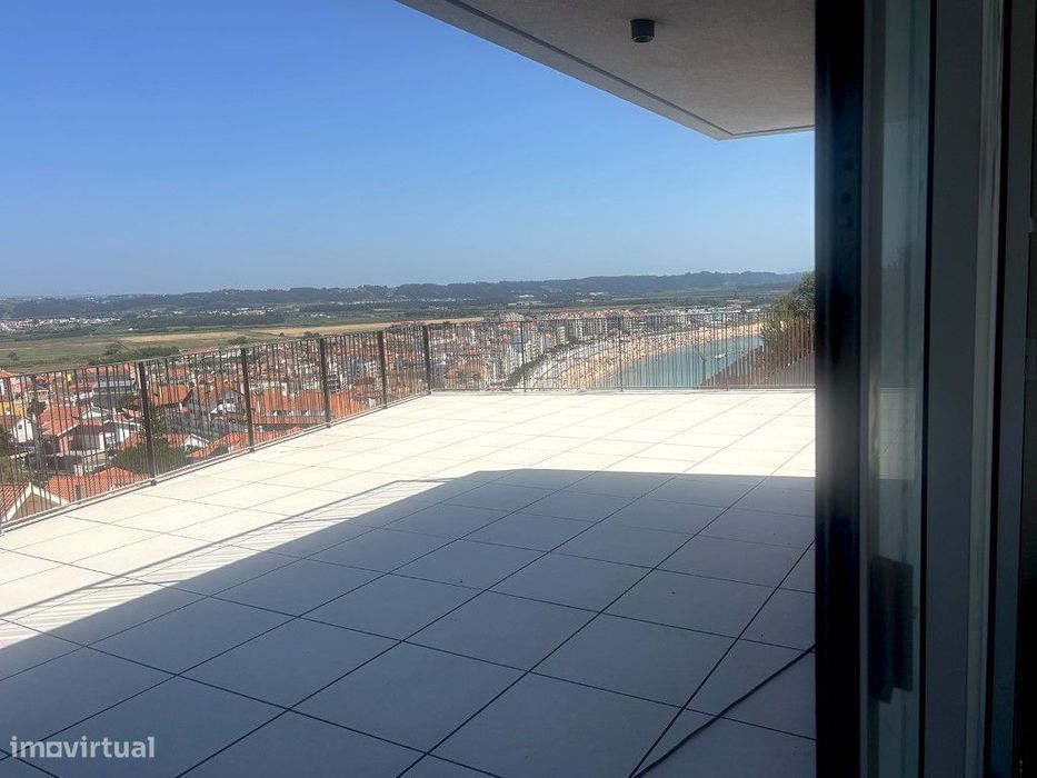 Miradouro do Sol. Desfrutar cada dia sobre a baía mais fascinante d...