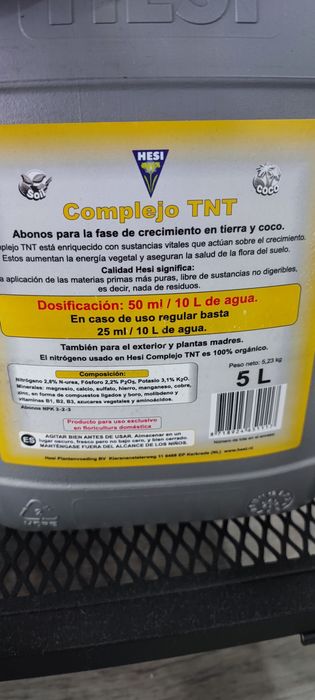 Kit  fertilizantes Hesi TNT e Bloom Complex 5L
