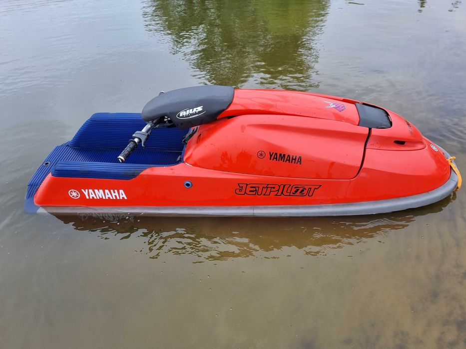 Skuter Wodny Yamaha SuperJet 701 Rius