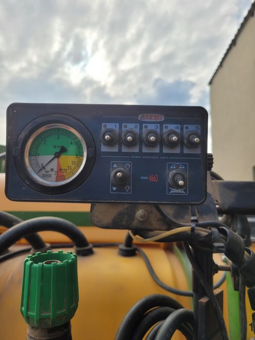 Opryskiwacz Amazone UF 1000 15m hydraulicznie otwierany, komputer