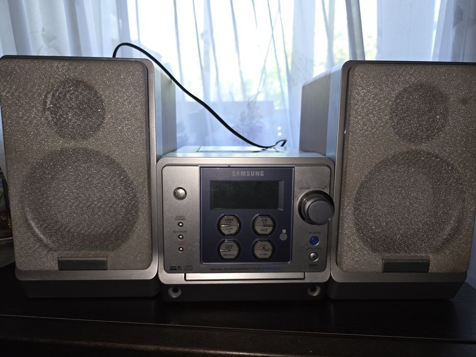 Музичний центр Samsung MM-ZS8