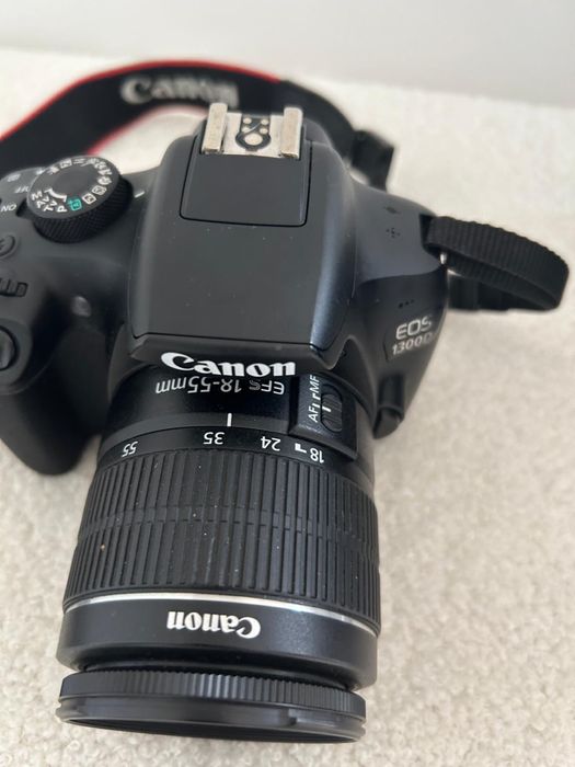 Câmara Fotográfica Canon EOS 1300D