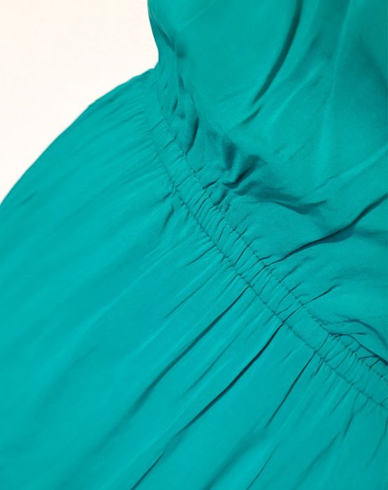 Nowa śliczna sukienka bez rękawów z gumką w pasie 100% wiskoza 44 XXL