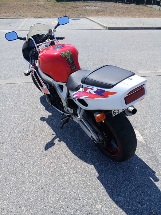 honda cbr 900 rr sc28