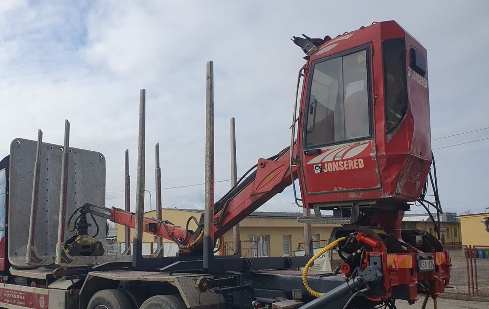zabudowa do przewoz drewna z dzwig hds jonsered, kabina, klima, komple