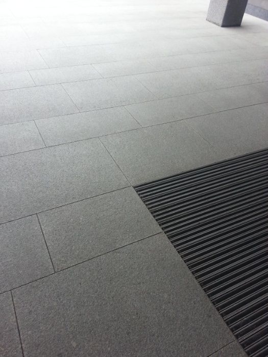 Szary Granit 60x60 Płyty Granitowe Taras  płomień granity jak Strzegom