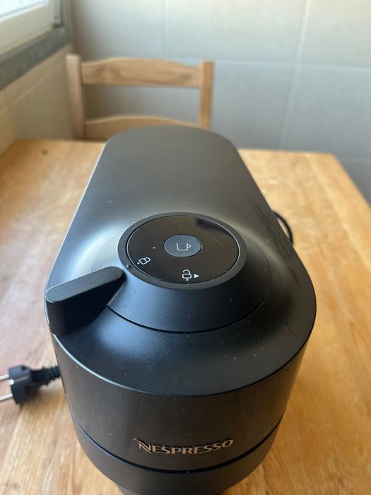Máquina de café Nespresso Vertuo