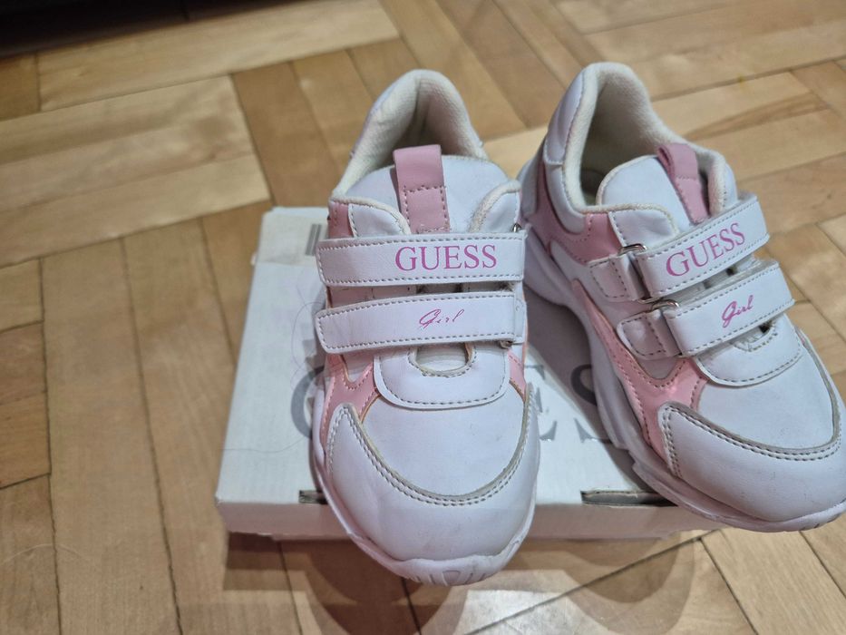 Sneakersy Guess dla dziewczynki roz 25