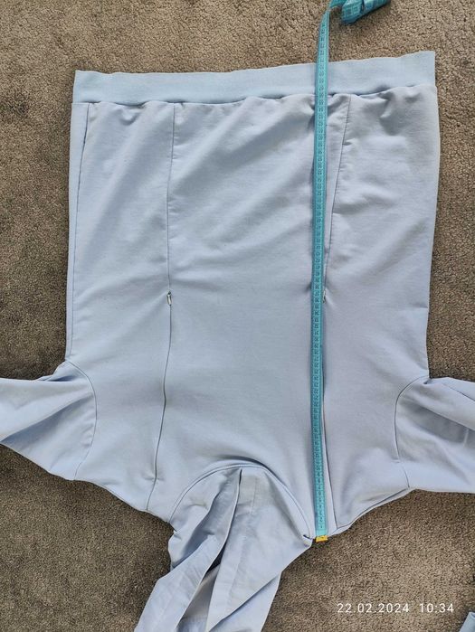 Спортивний костюм для вагітних