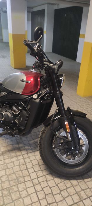 Vendo mota com garantia de dois anos