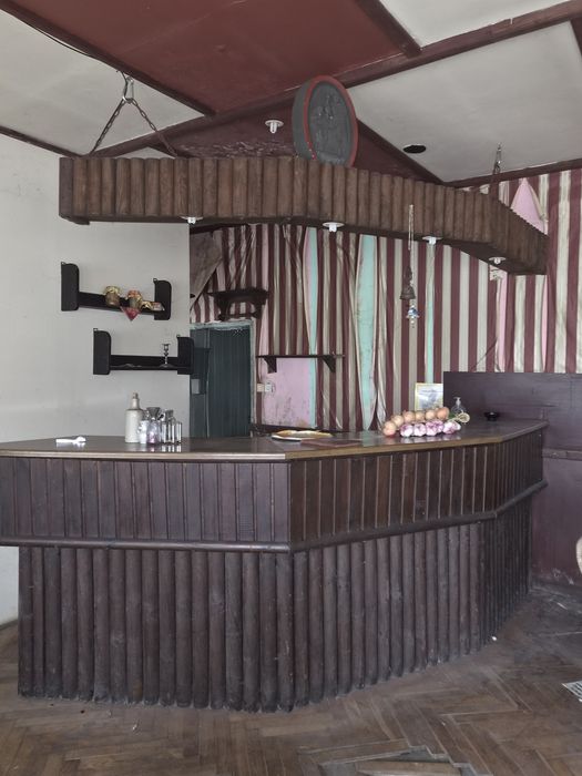 sprzedam bar drewniany/bufet ze zlewozmywakiem