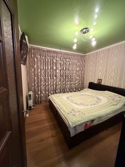 Продам 2 х комнатную квартиру.Песочин.Надия