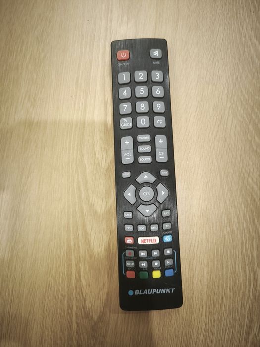 Smart TV Blaupunkt 32” LED com comando