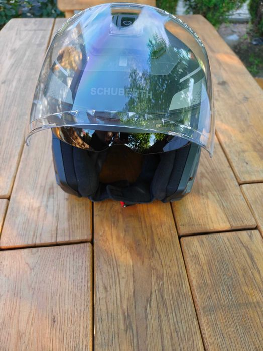 Kask  Schuberth J2 ECE  czarny szary L