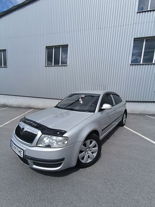 Skoda Superb 1.8 турбо газ-бензин