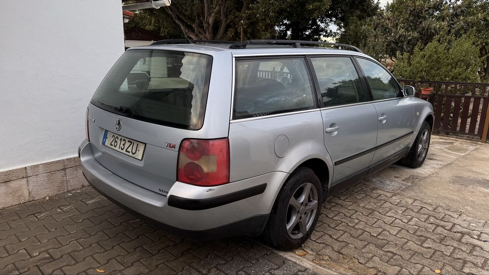 VW PASSAT  variant 130cv