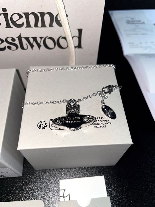 Vivienne Westwood Darlene Підвіска black подвеска вествуд сережки