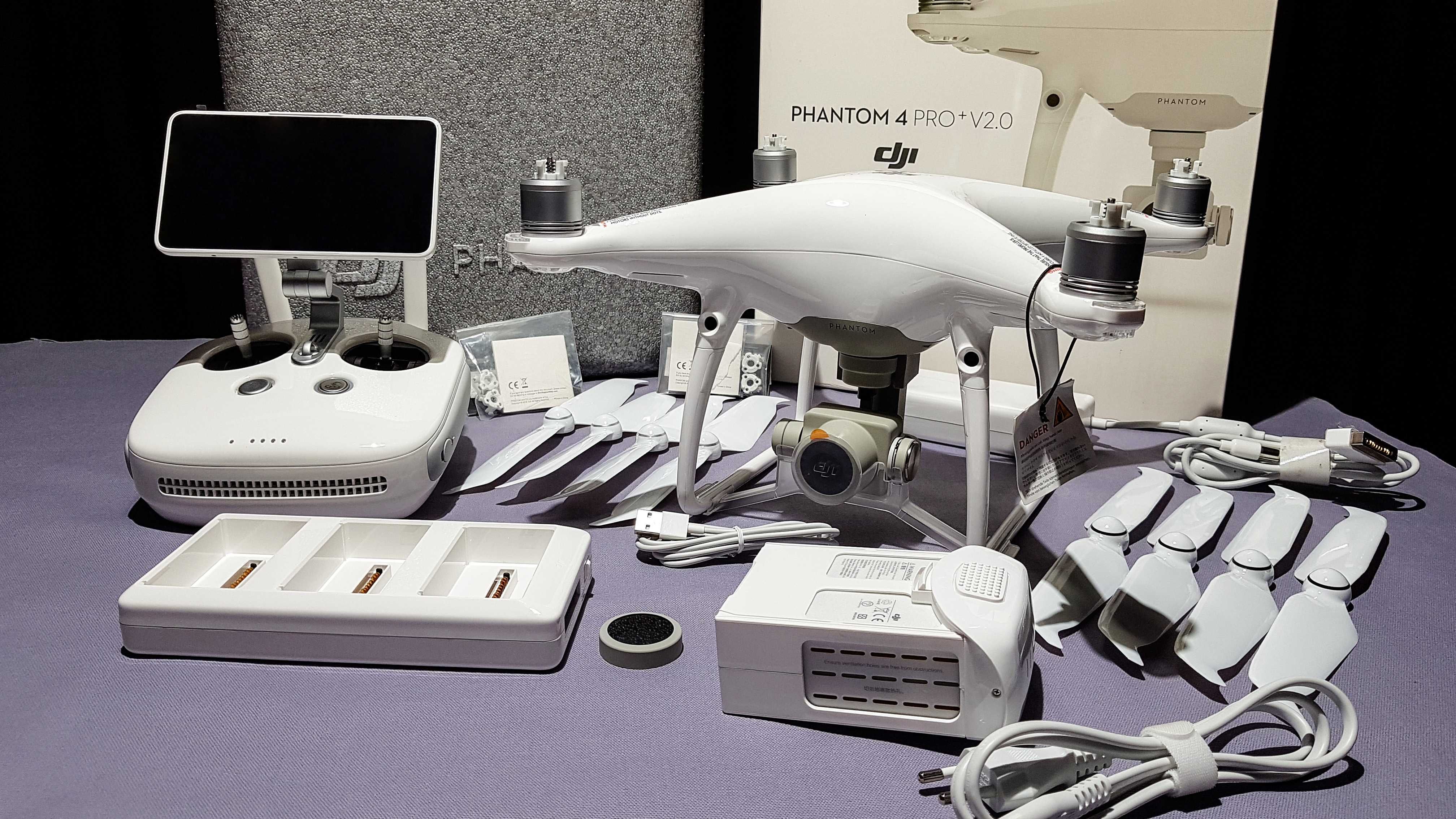 Dji phantom hotsell 4 pro+