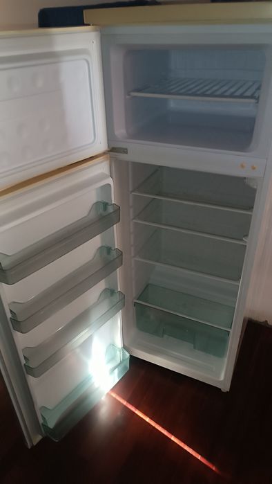 Frigorífico branco