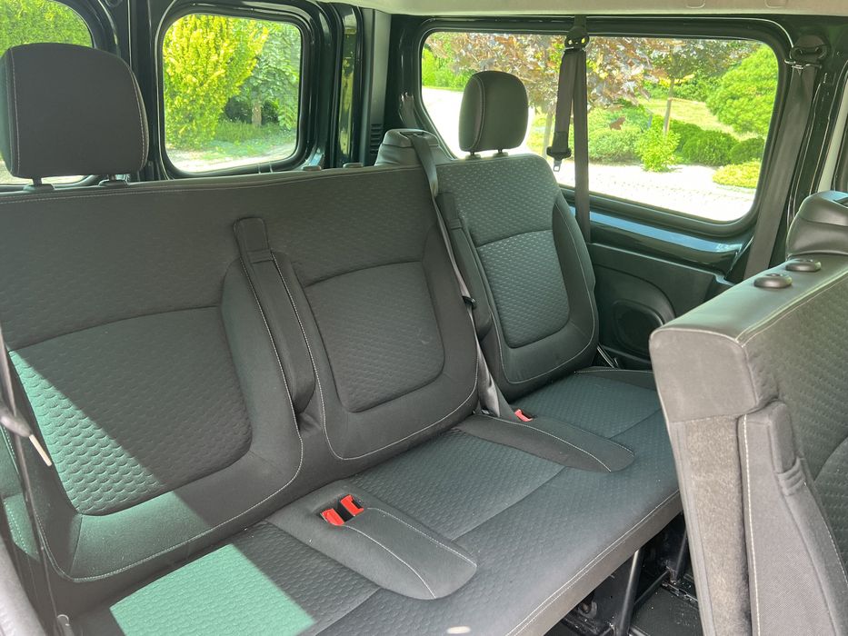 Wynajem Busa 9os. Opel Vivaro możliwość wynajęcia kierowcy