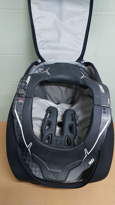 защита шеи Leatt 6.5Carbon
