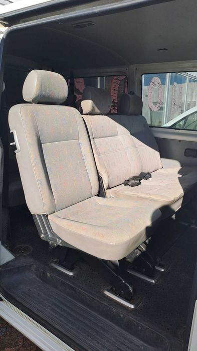 VW TRANSPORTER T5 1.9 дизель TDI 75 кВт 2008 5MT Транспортер пассажир
